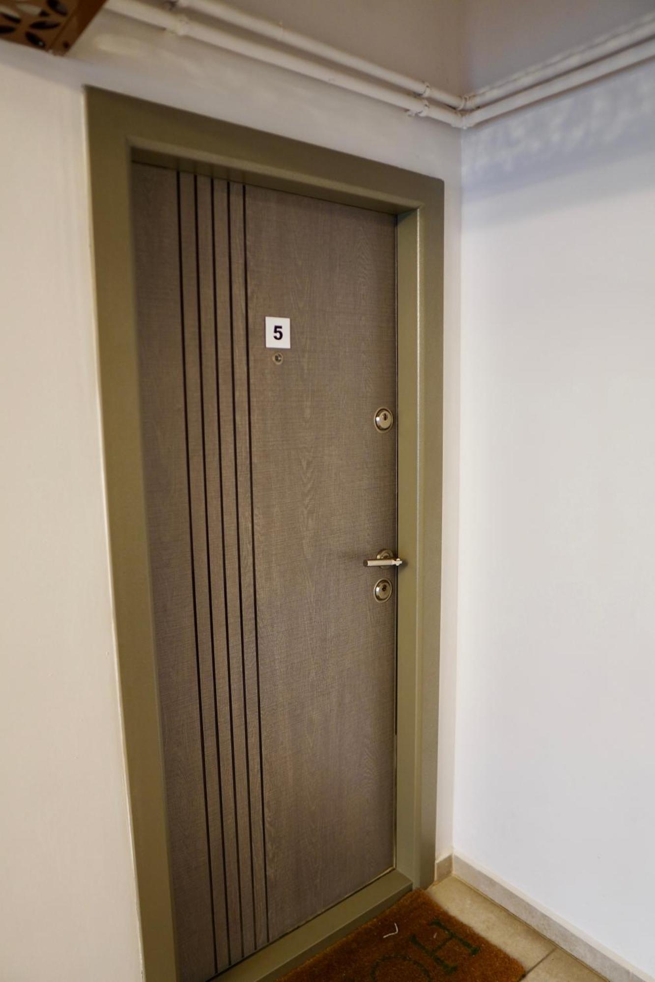 Coresi, 2 Camere, Sleeps 6 Large Private Garden Pets Welcome Brașov