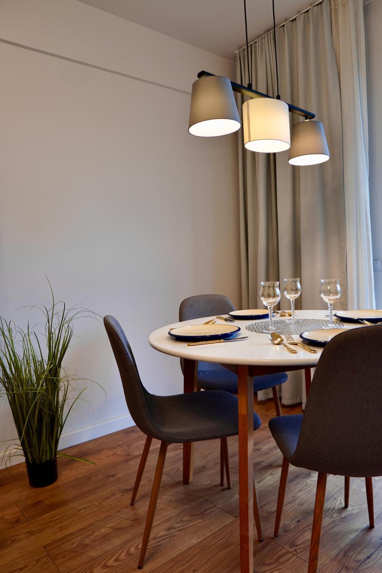 公寓 Coresi, 2 Camere, Sleeps 6 Large Private Garden Pets Welcome Braşov