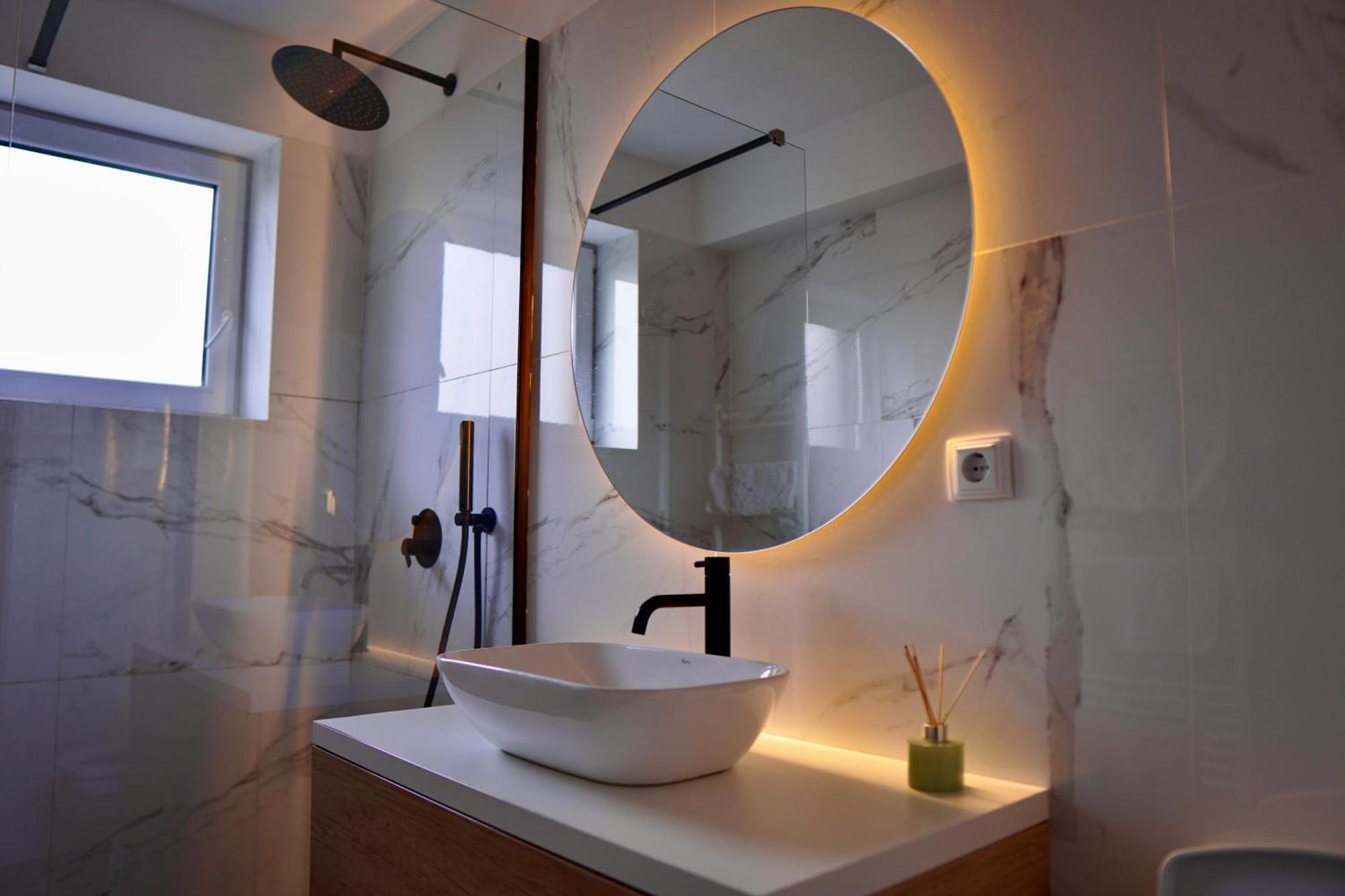 Coresi, 2 Camere, Sleeps 6 Large Private Garden Pets Welcome 公寓 Braşov